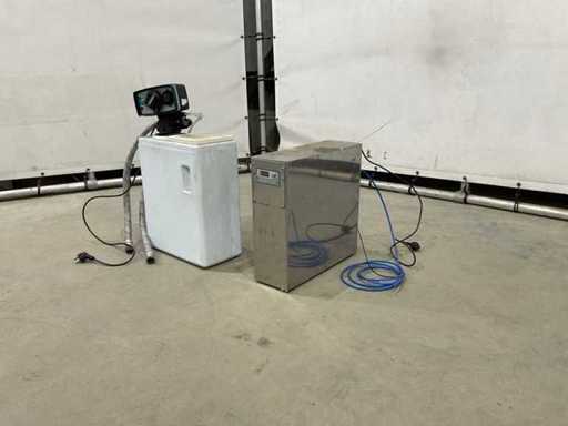 Think Water – 2012 – Standard Osmomaxi – Installation von entmineralisiertem Wasser