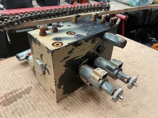 Hydraulische Verteilerbaugruppe