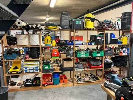 Partia materiałów instalacyjnych