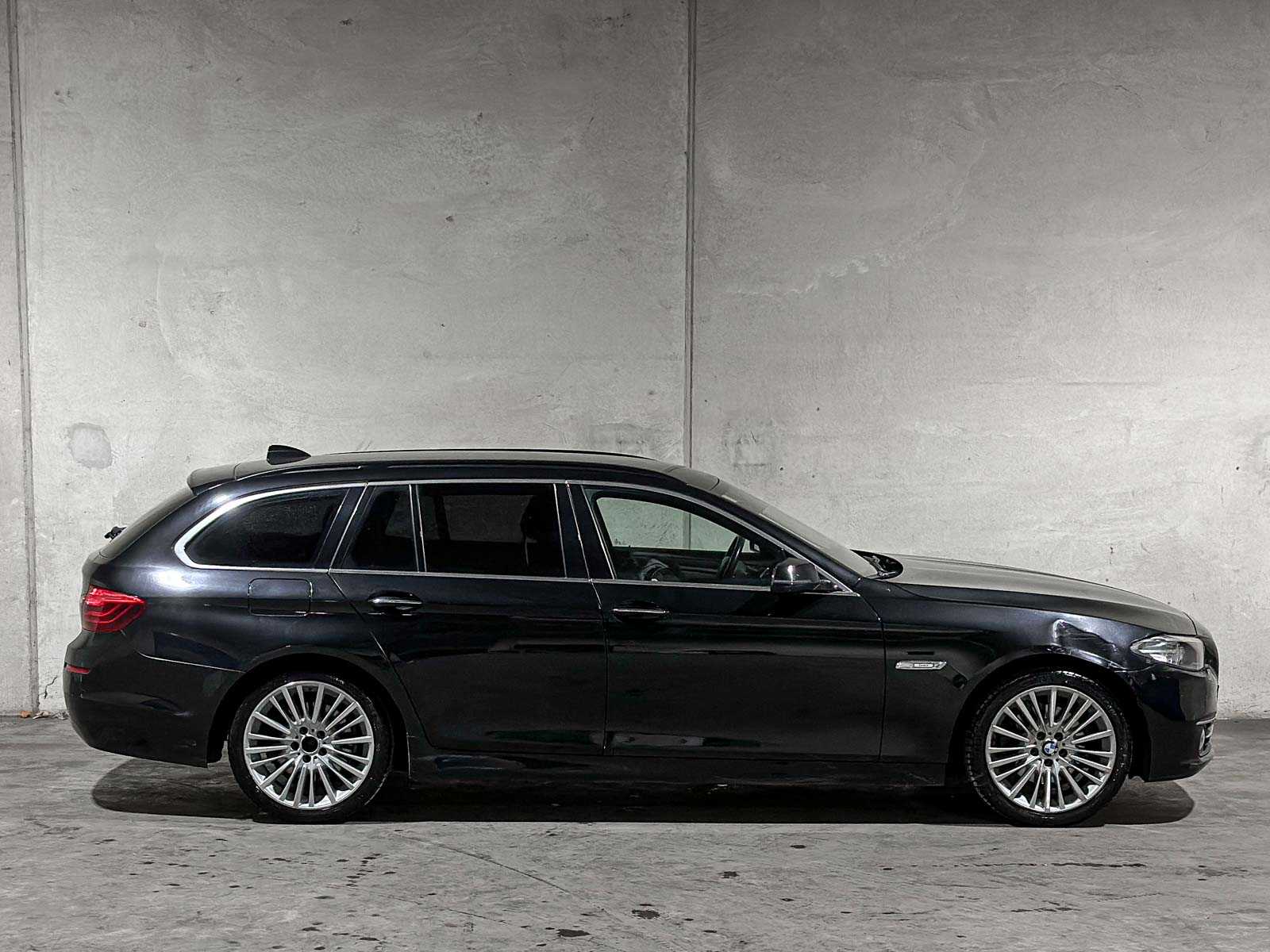 BMW 520d Touring M Sport Edition 190pk 2015 5-serie, ZV-643-T