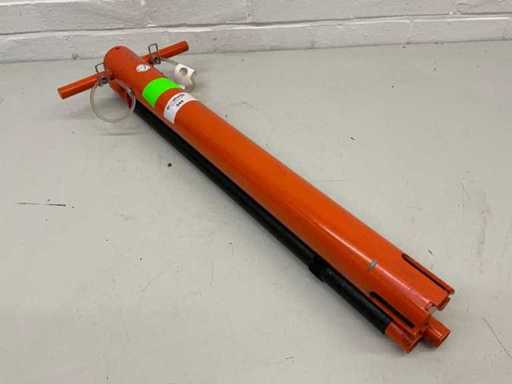 Unité de commande manuelle pour vis de terre