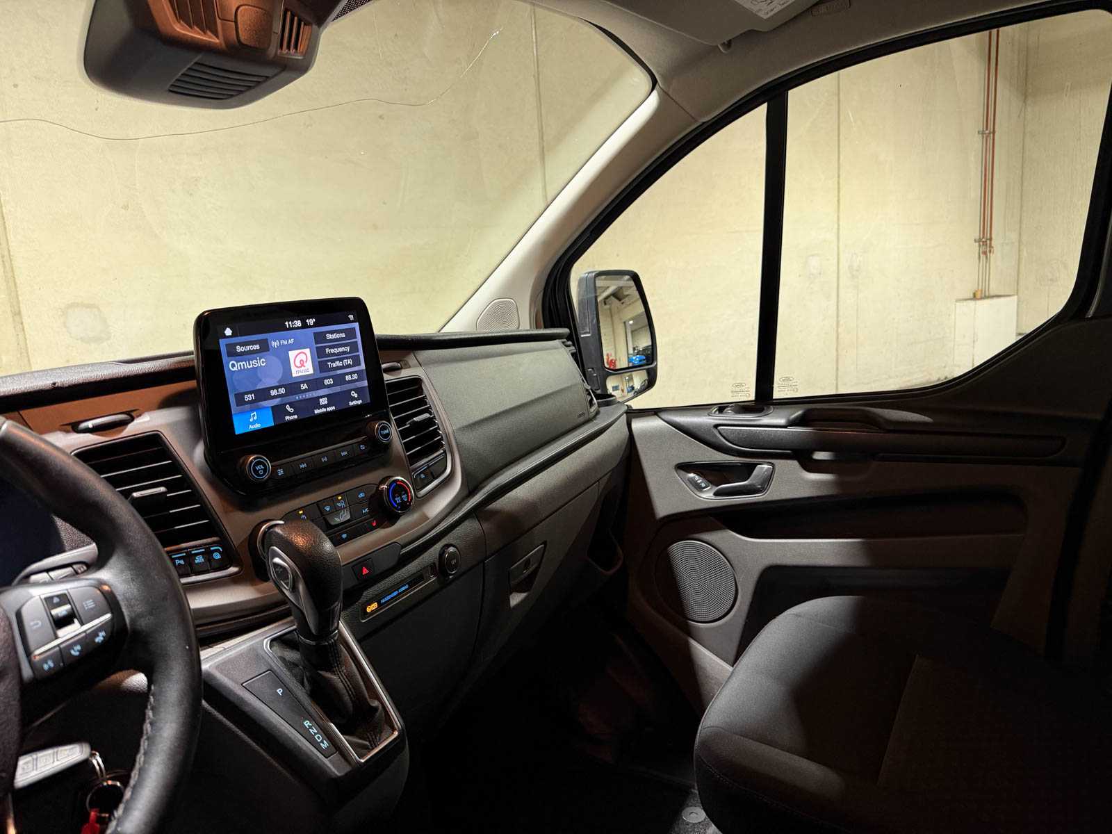 Ford Transit Custom 320 2.0 TDCI -DUBBELE CABINE- L2H1TDC 131pk 2020, VFX-54-J
