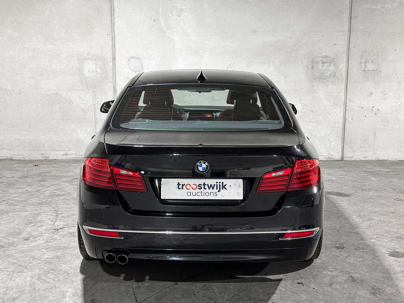 BMW 520i Luxury Edition 184pk 2016 (Origineel-NL) 5-serie F10, KK-611-L