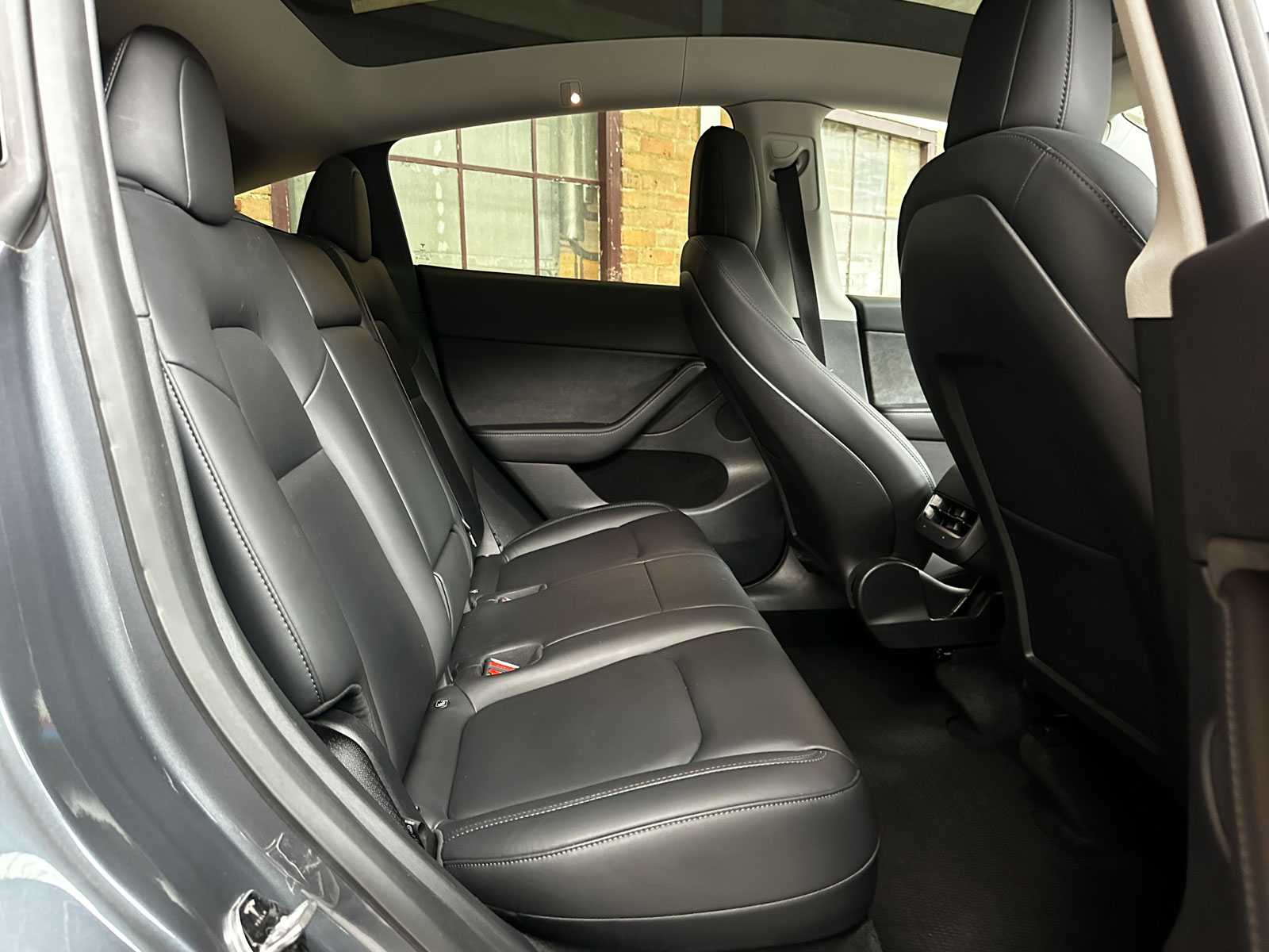 Tesla Model Y Max Range AWD 345pk 2022