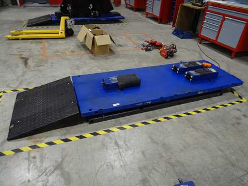 Falco - 2020 - MLP100KE - Hydraulische schaarheftafel