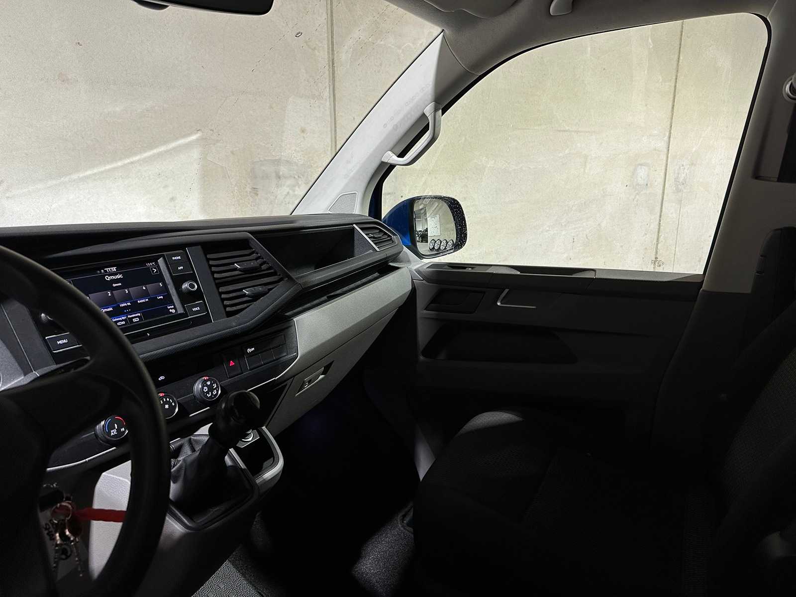 Volkswagen Transporter 2.0 TDI L1H1 28 90pk 2021, VLF-37-F Bedrijfswagen