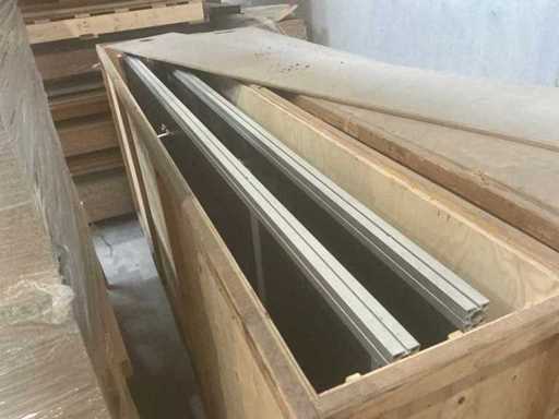 Ușile tarabelor expoziționale (2x)