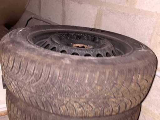 Hyundai Tire