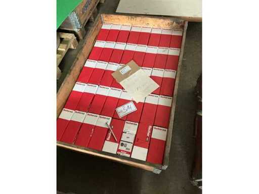 Palé de tornillos F10x140/121 DS 6KT VZ