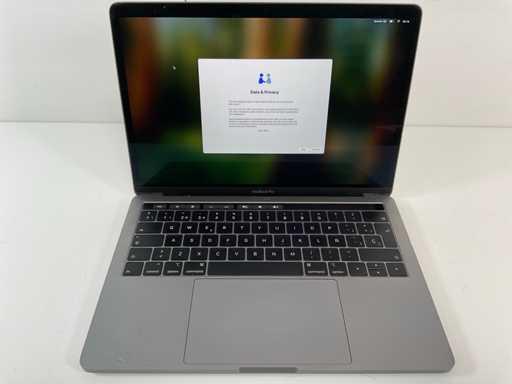 Apple MacBook Pro 13.3", Core(TM) i7 8th Gen, 16 GB RAM, 251 GB NVMe Laptop