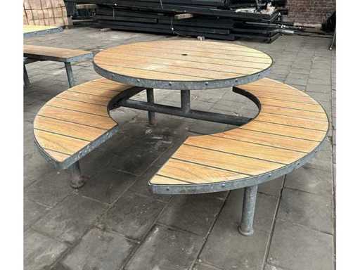 Round outdoor picnic table with steel frame