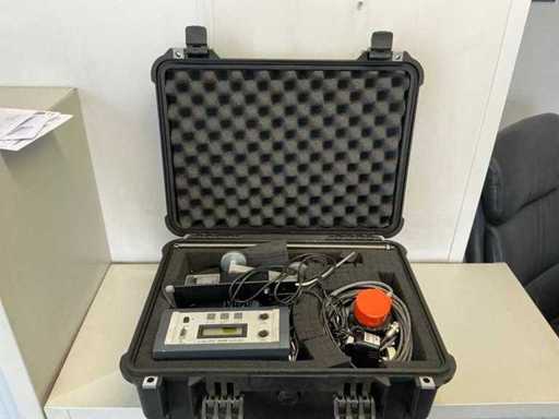 HHB kontroluje miernik czasu zatrzymania maszyny Safety Man Delta T Machine