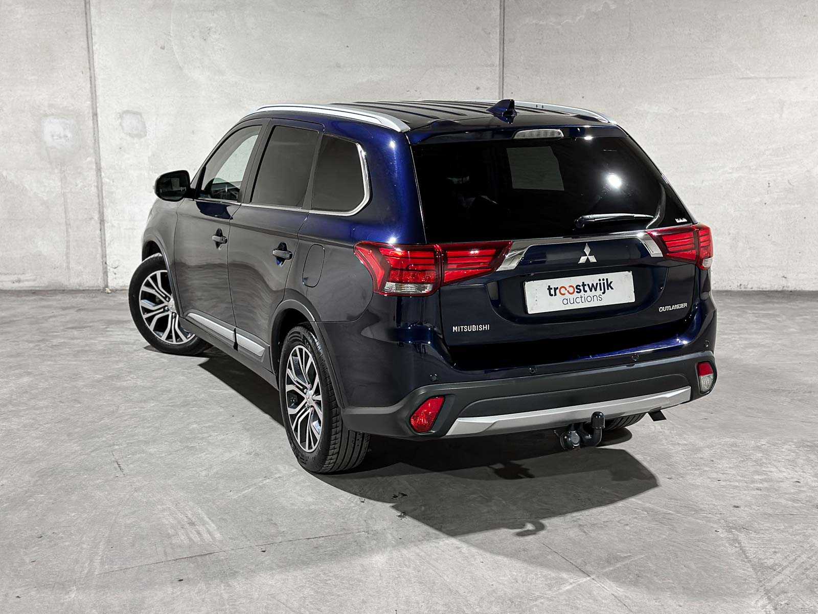 Mitsubishi Outlander 2.2 DI-D Instyle 4WD 150pk 2017, V-802-JZ