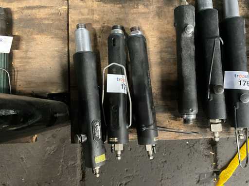 Vari utensili pneumatici (3x)