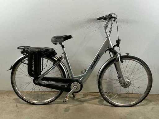 Elektryczny rower damski Giant Twist