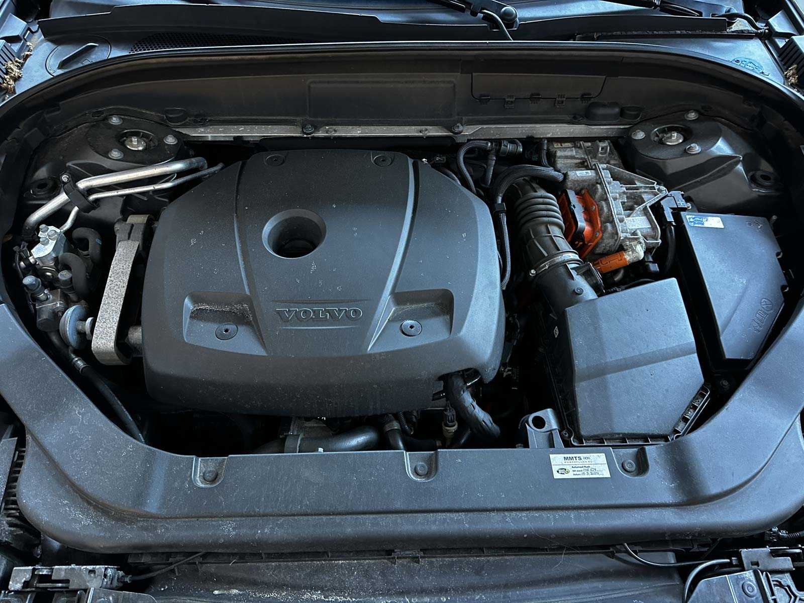 Volvo XC60 2.0 T8 Twin Engine AWD Inscription R-Design 303pk 2019, R-244-TZ