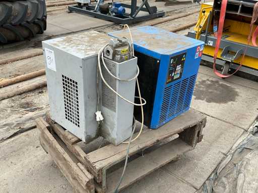 Essiccatore d'aria vari (2x)