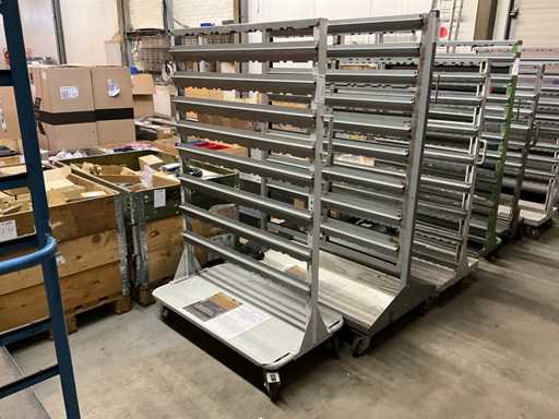 Transportkar voor magazijnbakken