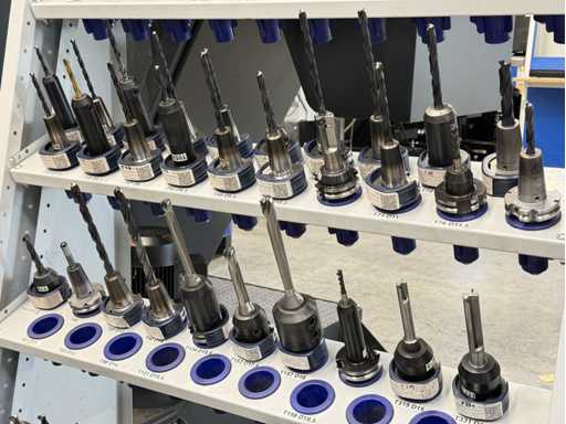   30 pcs SK40 tool holders