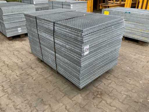 Steel slatted floor 1400x880mm (26x)