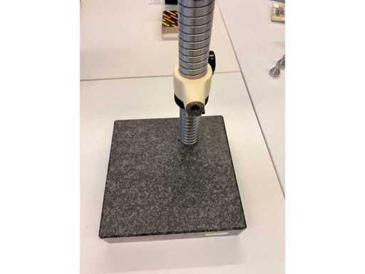 Messständer / Messvorrichtung mit Granit-Messplatte 300x300 mm