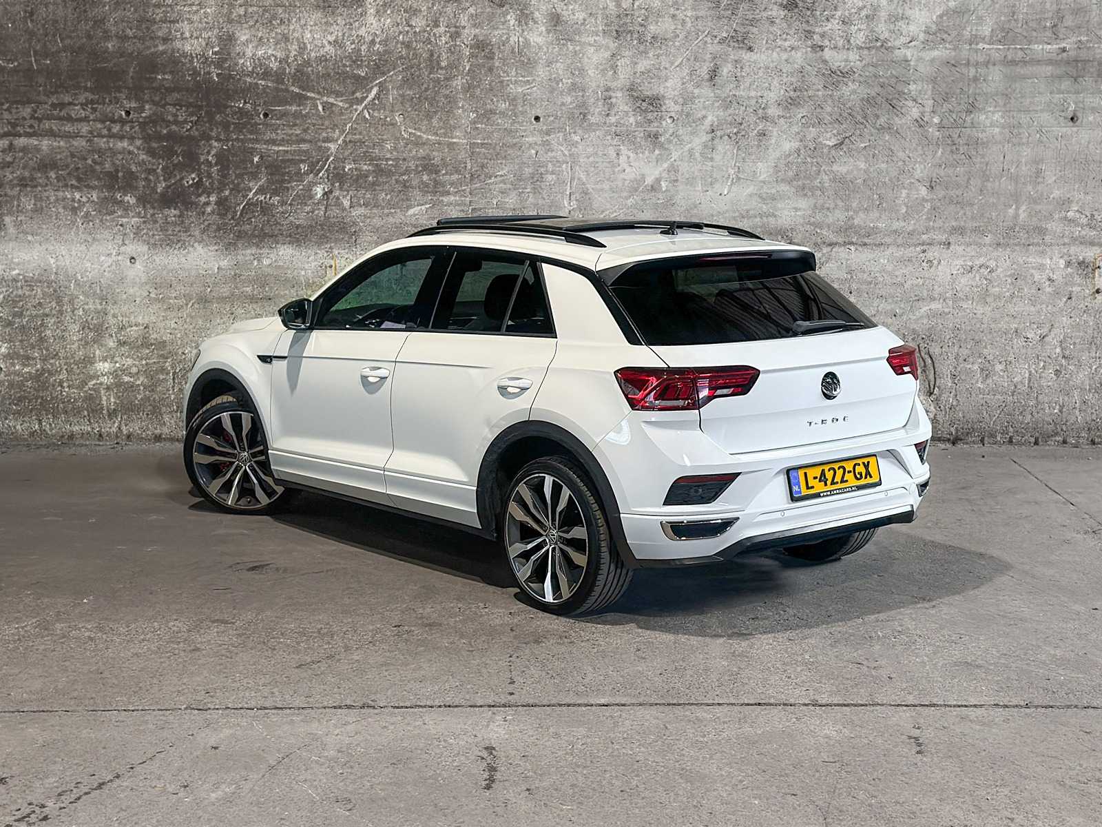 Volkswagen T-Roc 1.5 TSI Sport Business R 148pk 2019, L-422-GX