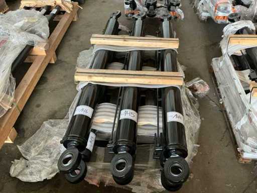 1 x Cylinder Hydraulic Chapel