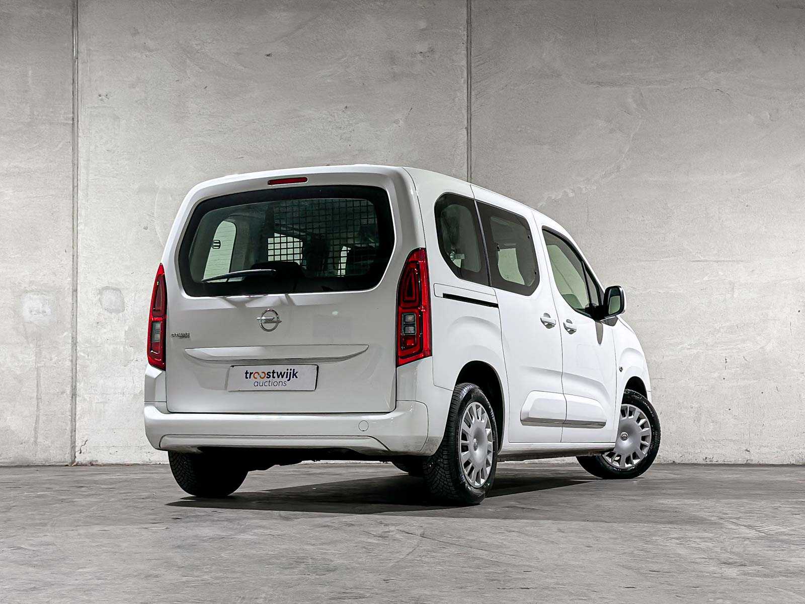 Opel Combo Tour 1.5 CDTI L1H1 Edition 129pk 2021 (Origineel-NL+1e eigenaar), K-030-JR 