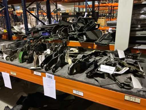 Homme Party Cabin Locks