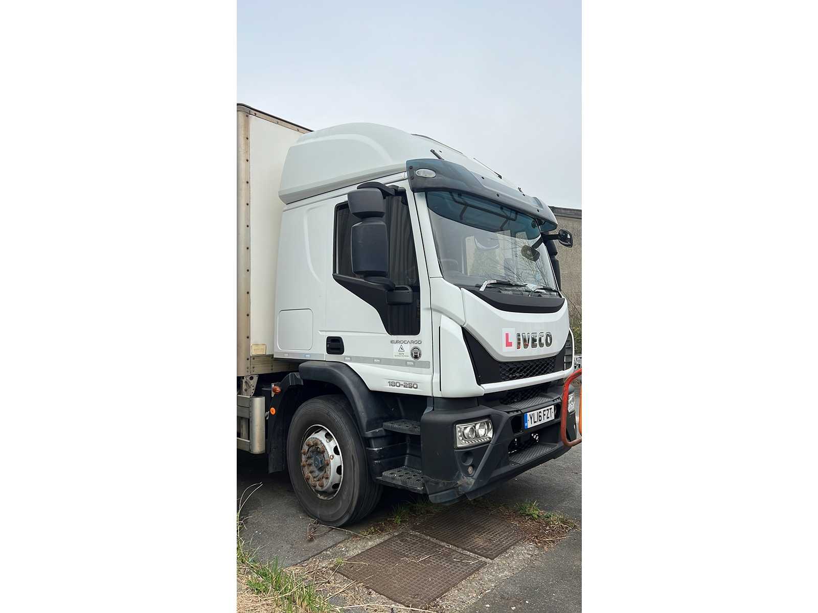 IVECO – 2016 – 180E25 – Truck