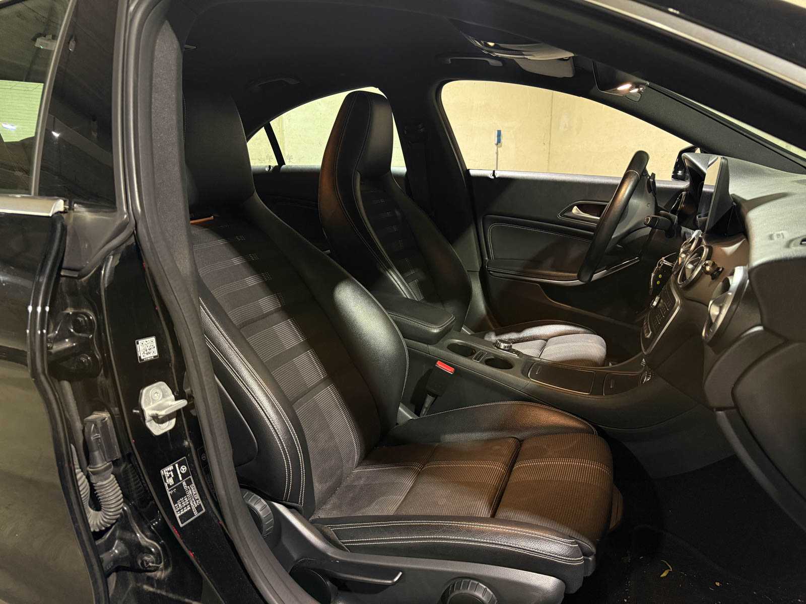 Mercedes-Benz CLA180d Lease Edition Plus 109pk 2016 (Origineel-NL) CLA-klasse, KN-171-D