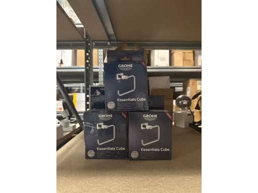 Grohe Essentials cube Toilet accessory