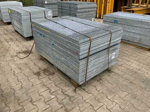 Steel slatted floor 1400x880mm (22x)