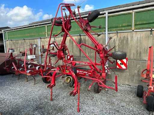 2012 Lely Lotus 675 Hooischudder