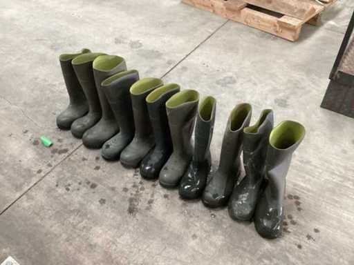 Stiefel in verschiedenen Größen