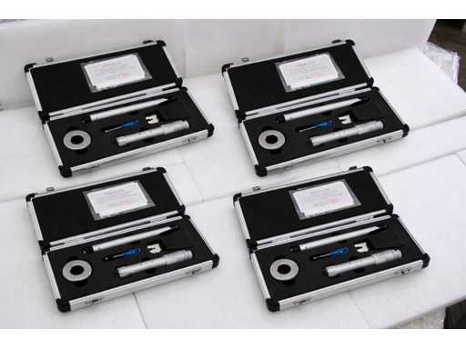 FREUTEK SDM0060 4x 3-Point Inside Micrometer 20-25 x 0.05 mm