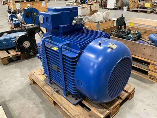 2013 Silnik elektryczny Marelli Motori D5R 315 SM2 B3