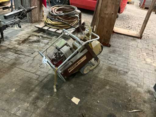 Ma?in? de decojit gazon Trufco Pro Lite