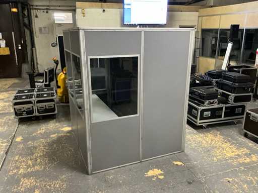 Cabina di traduzione
