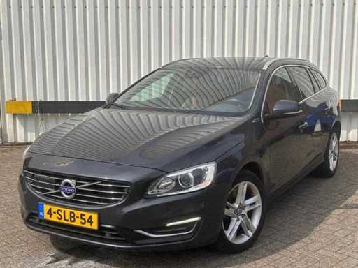 Volvo V60 2.4 D6 AWD Hybrid Plug-In Summum Automat, 4-SLB-54