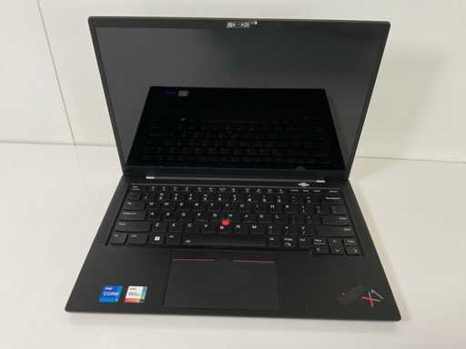 Lenovo ThinkPad X1 Carbon Gen 9 14", Core(TM) i7 11a generazione, 32 GB di RAM, 256 GB di computer portatile NVMe