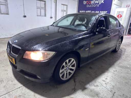 BMW - 3-series - 318i Business Line AUTOMATIC - 14-TT-VL