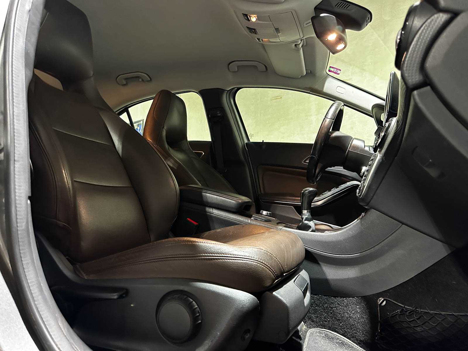 Mercedes-Benz A180 4U3 A-klasse 121pk 2013 (Origineel-NL), 8-SRR-41