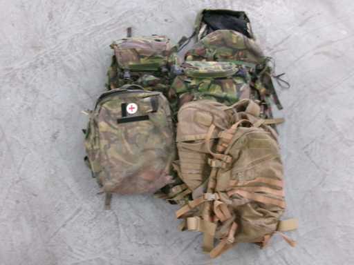 NL Rucksack Mix, teils defekt (R16) (8x)