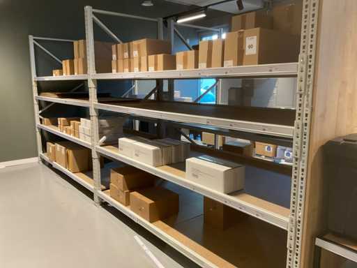 PP zakken in stellingdeel