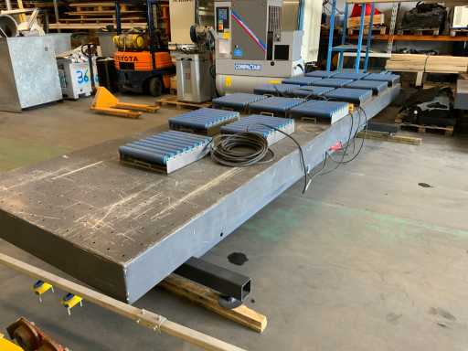 2014 Silverstone HW4000D Schaarheftafel