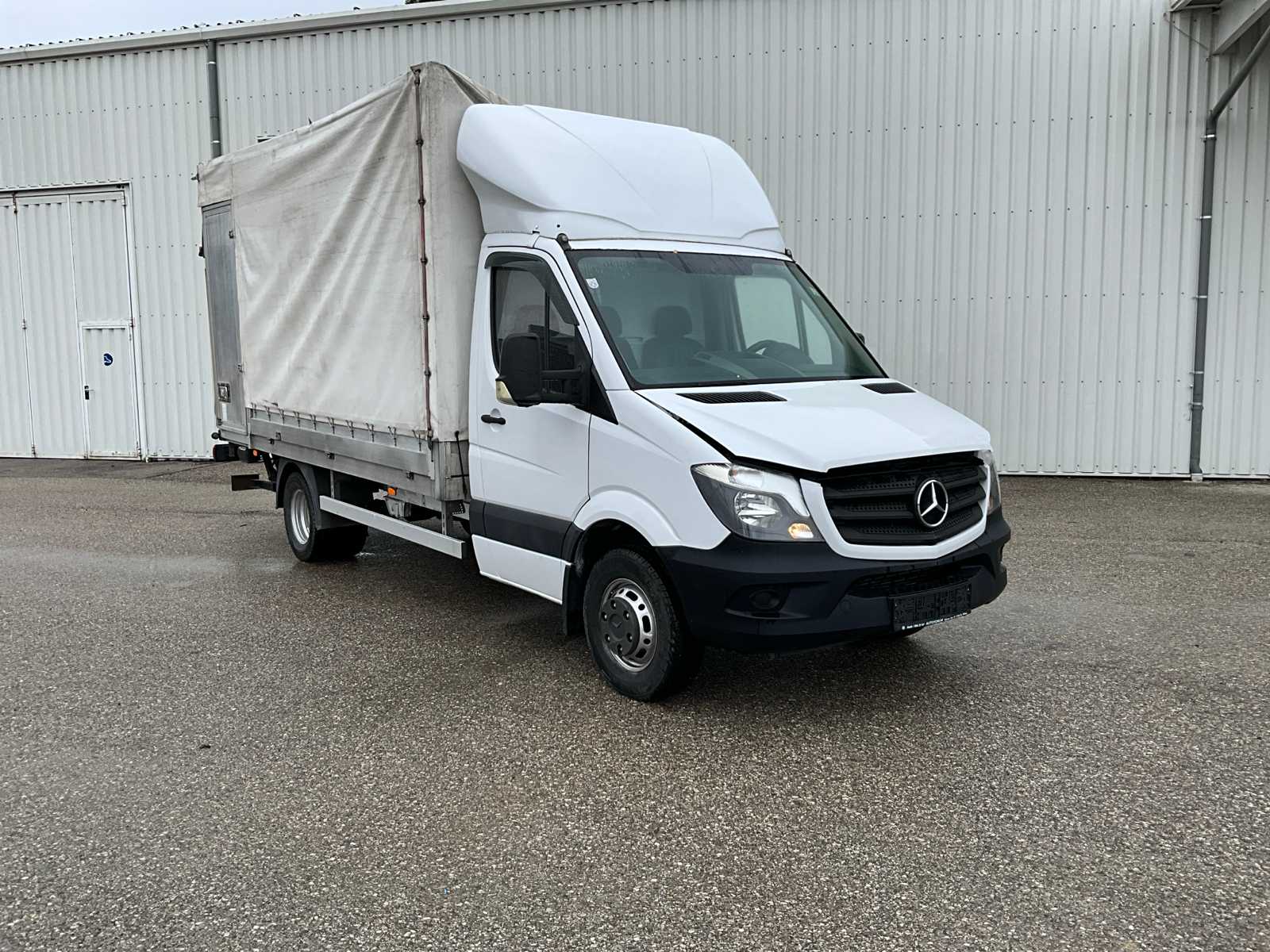 Mercedes-Benz Sprinter Transporter