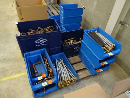 Lotto di materiale per l'installazione