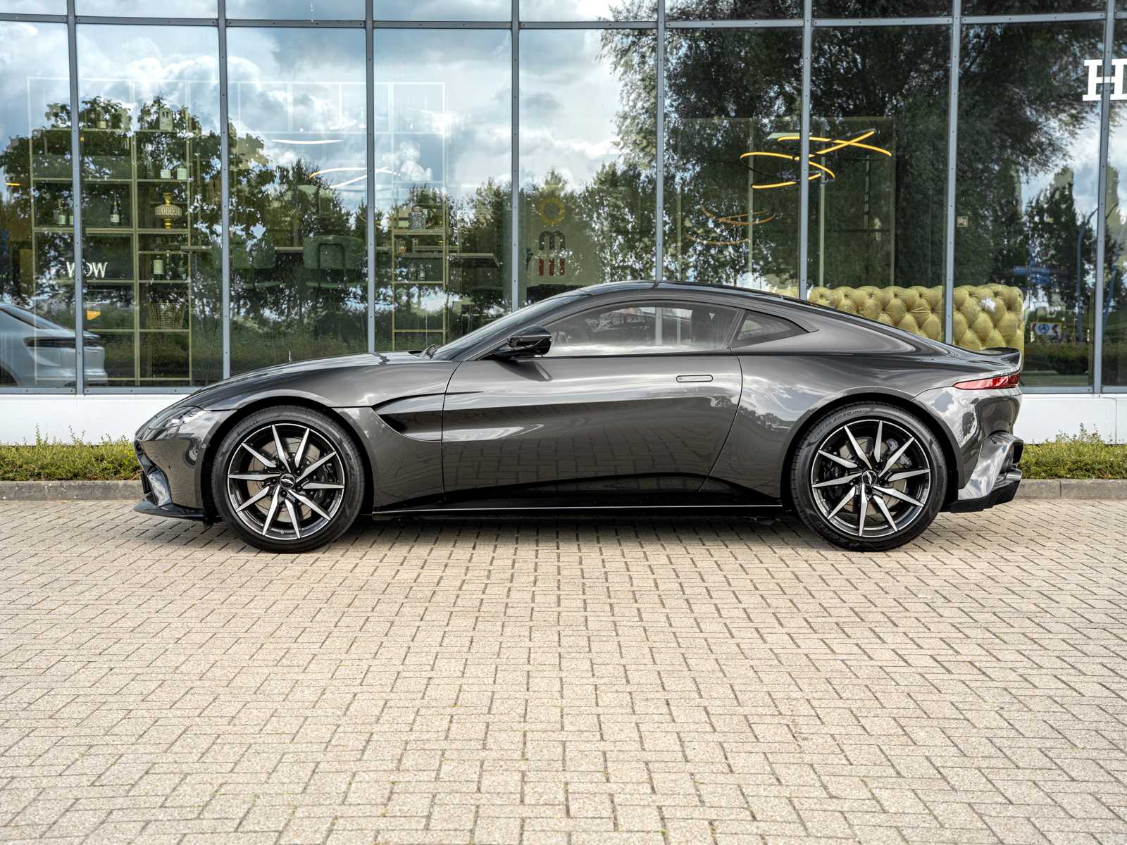 Aston Martin Vantage 4.0 V8 510pk 2021, X-777-DL