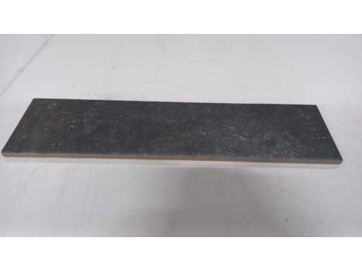 Mythage Tau Terracina 8,5x35 cm – Schwarz – 45,05 m²